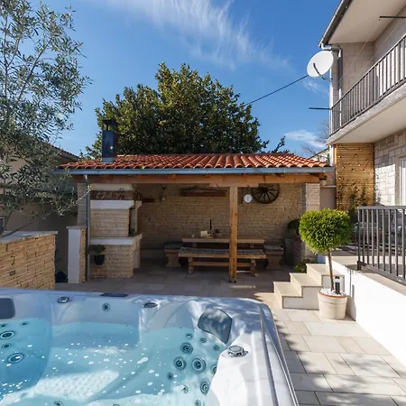 Villa House Roko *