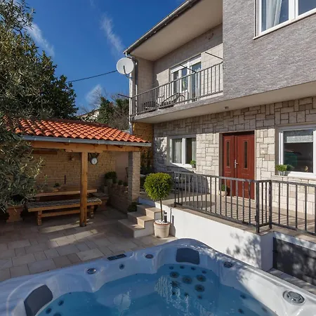 House Roko Villa *